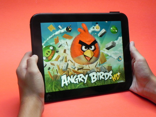 Review HP TouchPad - piesă de colecţie cu webOS 3.0 şi design de iPad (Video)