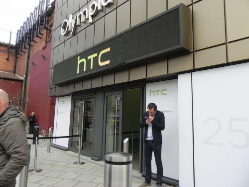 Imagini și peripeții din mica escapadă În Londra cu ocazia lansării noului HTC One M8 