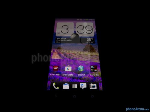 Review Phone Arena: ecran revoluționar, software excelent