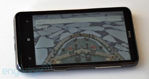 Recenzia HTC HD7 Engadget