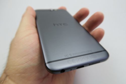 HTC One A9 privit din spate