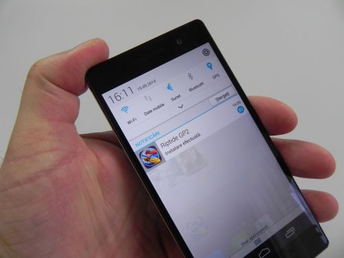 Huawei Ascend P7 Review: un telefon midrange chic, cu funcții multimedia adecvate prețului, baterie și GPU neimpresionante (Video)