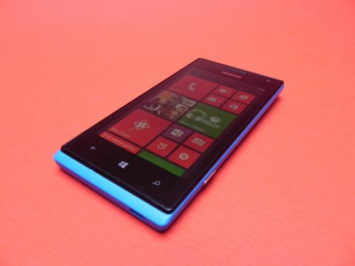 Specificatii Huawei Ascend W1