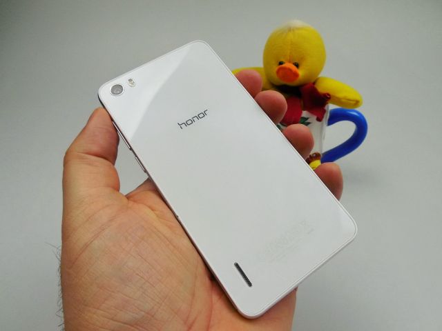 Huawei Honor 6 din spate