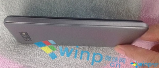 Huawei W2, nou model Windows Phone 8