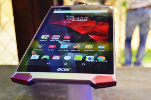 Acer Predator 8