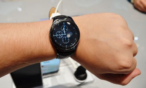 Gear S2