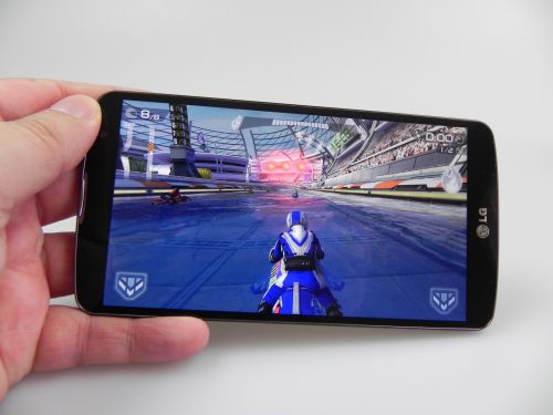 LG G Pro 2 review: phablet cu design atractiv, acustică foarte bună, dar baterie ușor dezamăgitoare (Video)