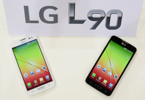 LG_L90 Global debut 02.jpg