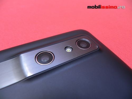 Review LG Optimus 3D