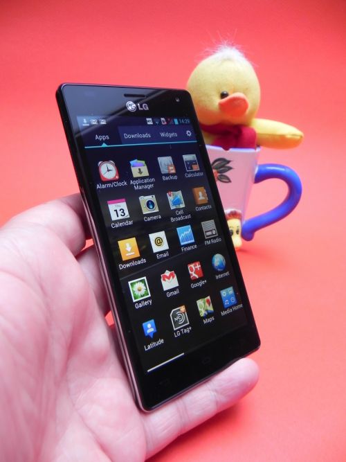 Recenzie LG Optimus 4X HD