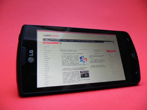 LG Optimus 7, văzut prin ochii unui posesor de iPhone
