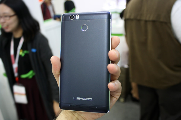 Leagoo Shark 1