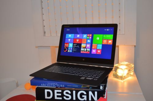 notebook-ul convertibil Yoga 3 Pro