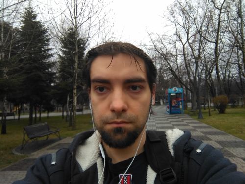 Selfie cu Lenovo PHAB Plus