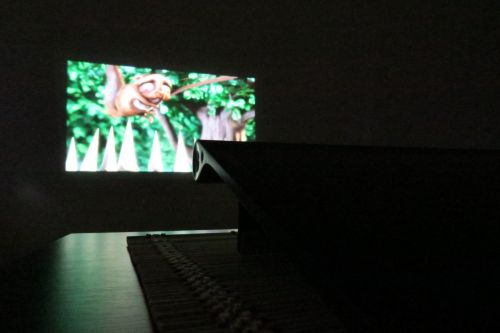 Durata proiectie continua Lenovo Yoga Tab 3 Pro