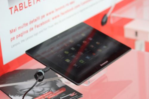 Lenovo IdeaPad S6000