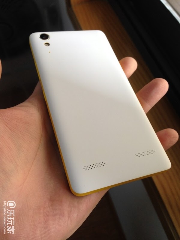 Lenovo K3, un telefon cu funcții muzicale și preț accesibil apare În imagini hands on, fiind scos din cutie