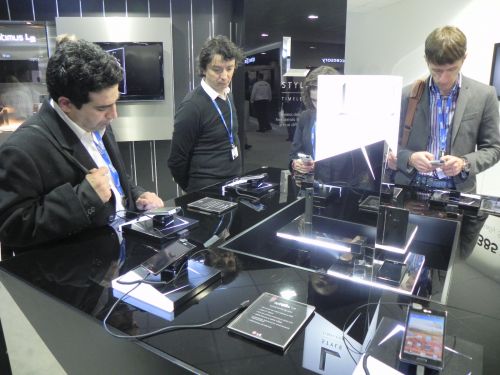Standul LG de la Mobile World Congress 2012 din Barcelona