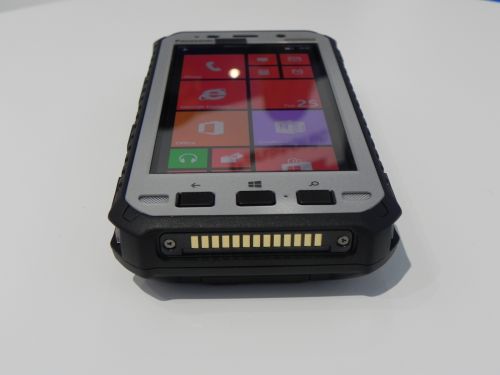 MWC 2014: Panasonic ToughPad 5 hands on preview - telefonul ultrarezistent prin definiție (Video)