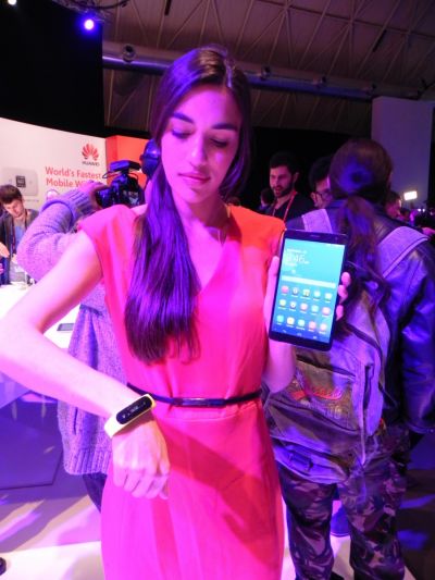 Jurnal de bord MWC 2014, ziua 4: Prima zi “de lucruâ€ și brățara inovatoare Huawei 