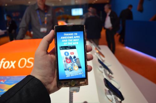 MWC 2015, ziua 5 - LG