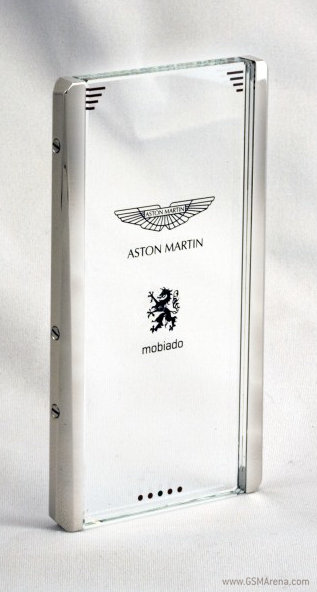 Lux și rafinament Într-un telefon transparent Aston Martin, cu Android la bord