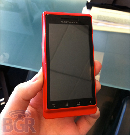 Motorola Milestone, acum in editie limitata Ferrari