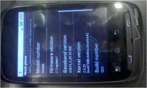 Motorola WX445, un telefon Android low end, scapat pe web sub forma de imagini