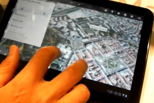 Motorola XOOM - Google Maps demo