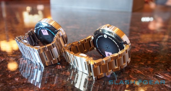 Motorola Moto 360 În varianta aurie