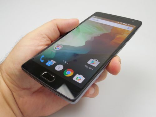 Display-ul lui OnePlus 2