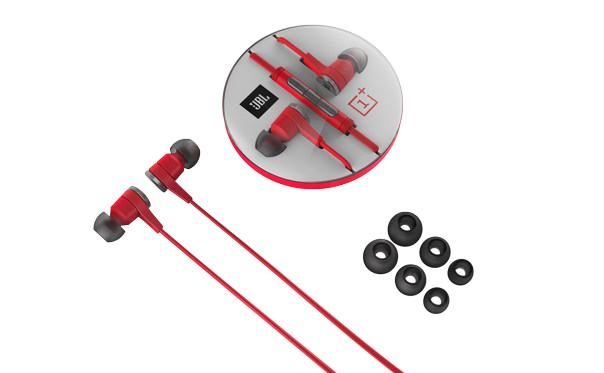 OnePlus lanseză căștile E1+ În parteneriat cu JBL; acestea costă 40$