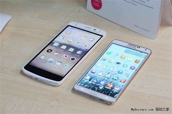 Oppo N1 comparat cu Samsung Galaxy Note 3