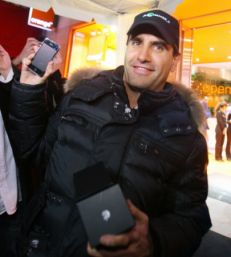 Apple: iPhone confirmat pentru Romania