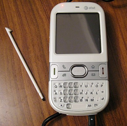 Palm: Telefonul Palm Centro de la AT&T nu este un fals!
