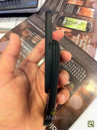 Primele imagini cu Palm Pre 2