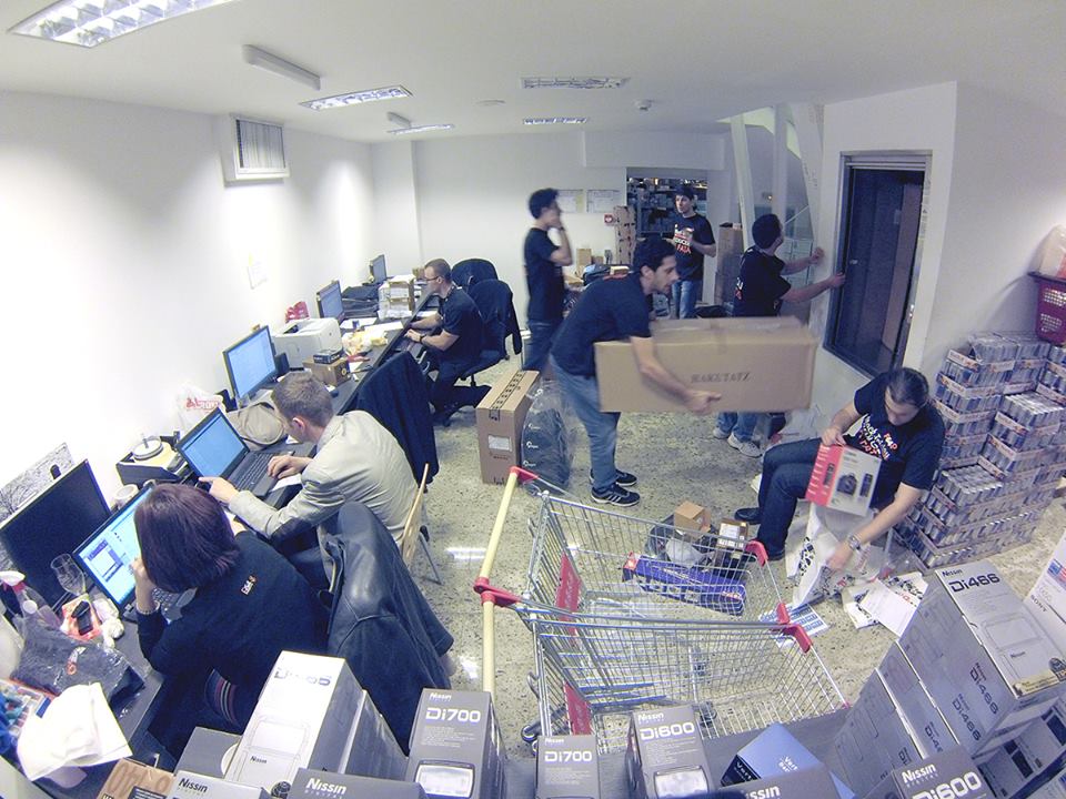 F64 prezintă primele rezultate din campania Black Friday: 14.800 de produse comandate, creștere de 75% față de 2012