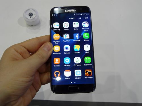 Aplicatii preinstalate pe Samsung Galaxy S7 Edge