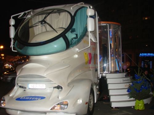Caravana Samsung Mobile - Samsung Corby