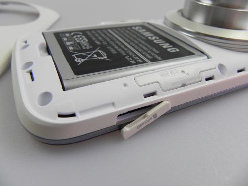 Specificatii Samsung Galaxy K Zoom