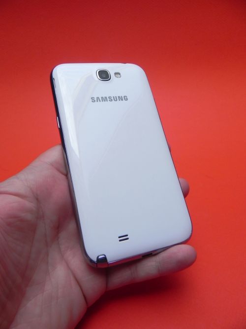 Samsung Galaxy Note II din spate
