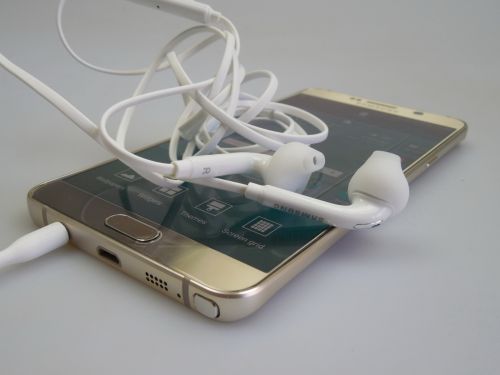 Castile ce vin la pachet cu Samsung Galaxy Note 5