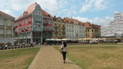 Galerie foto realizata cu Samsung Galaxy S4 Mini