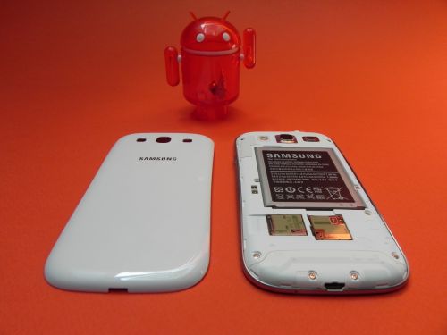 Exynos 4212 de 1.4 GHz, cu GPU Mali 400 MP