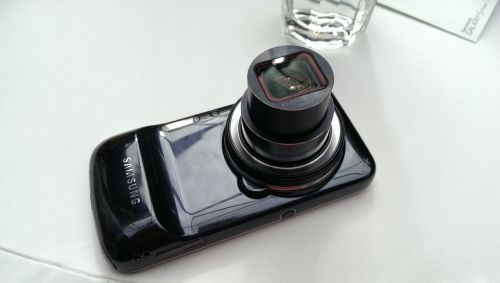 Samsung GALAXY S4 Zoom