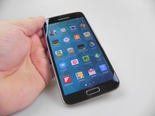Samsung Galaxy S5 pe parte de display