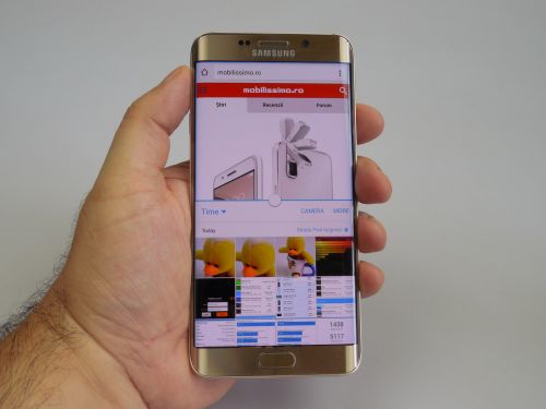Samsung Galaxy S6 Edge+ split screen