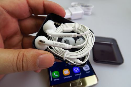 Accesorii Samsung Galaxy S7 Edge