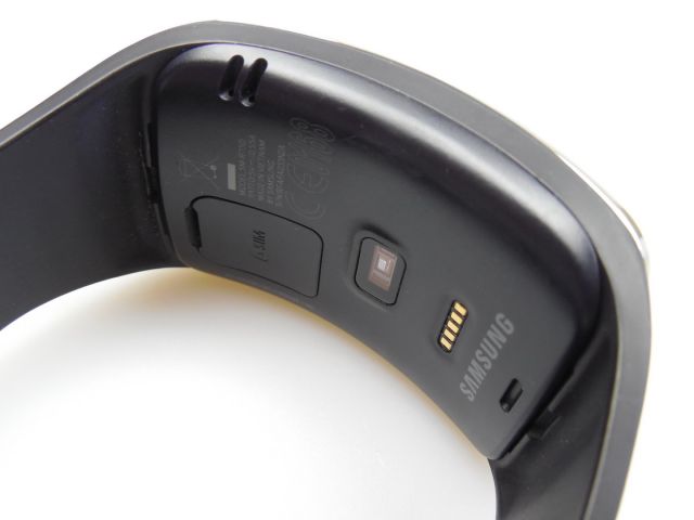 Pret Samsung Gear S